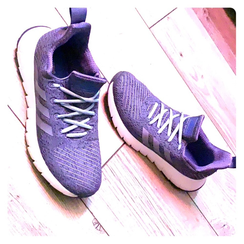 Adidas Ortholite women 8.5 only worn 2 times.